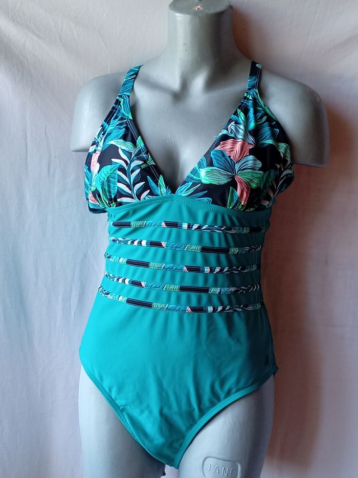 Maillot de bain 44