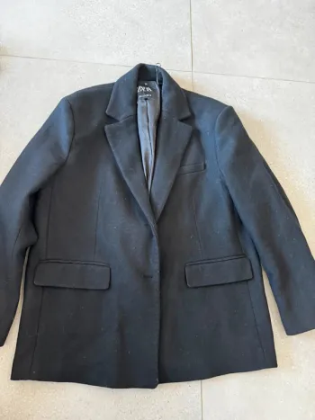Manteau noir Zara, taille L, bon état