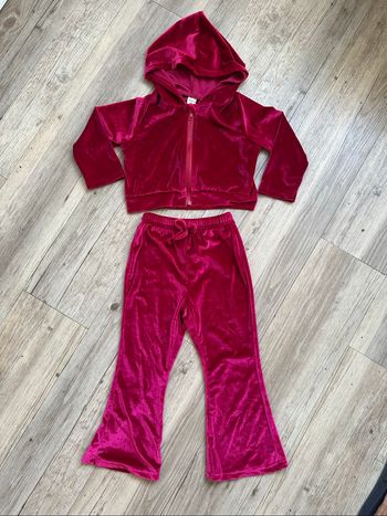 Ensemble pantalon veste courte velours rouge 4 ans