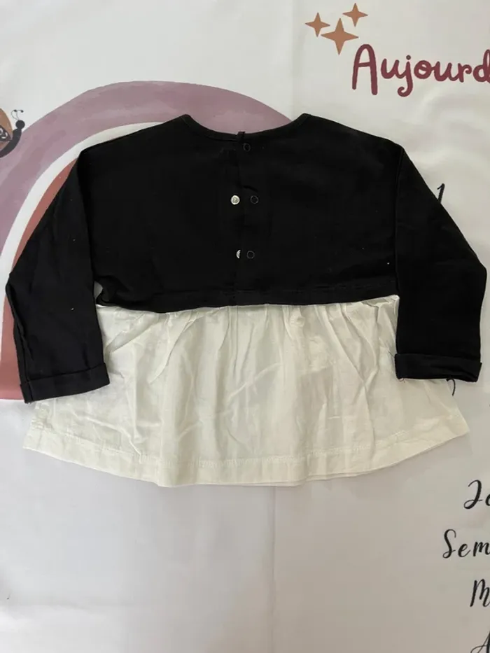 👚 T-shirt manches longues bébé fille – Kiabi – Taille 12 mois