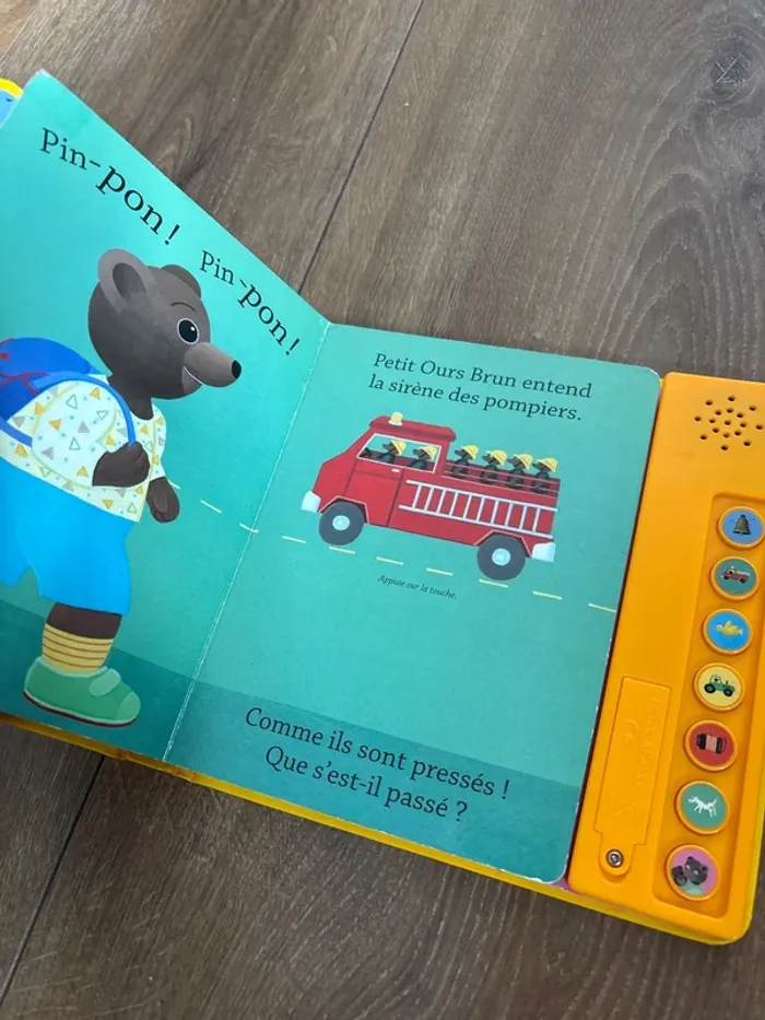 Livre sonore Petit ours brun entend tout - photo numéro 3