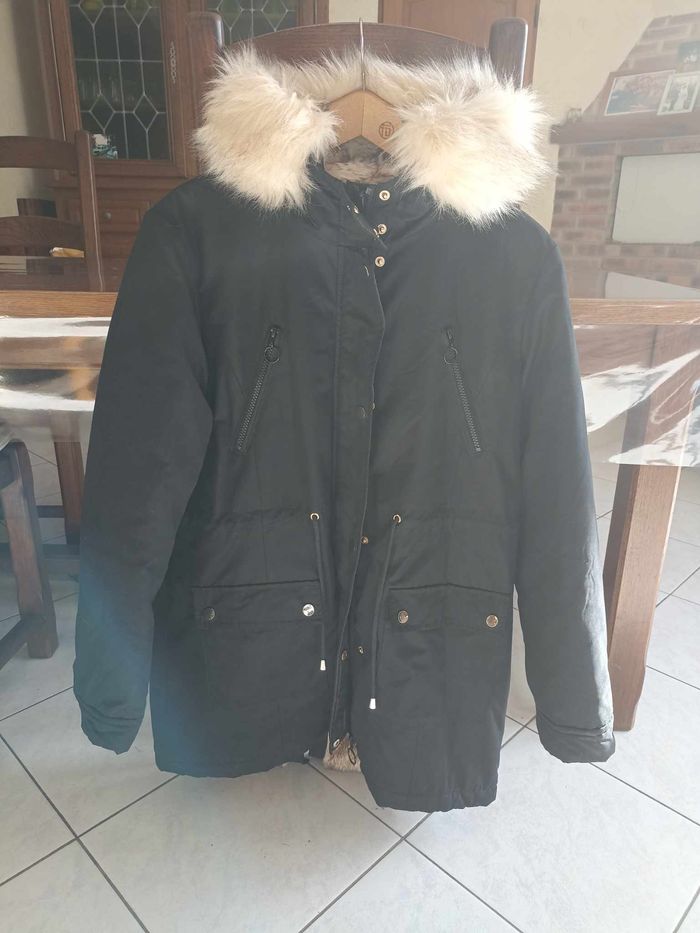 Doudoune neuf servie 1 fois - photo numéro 2