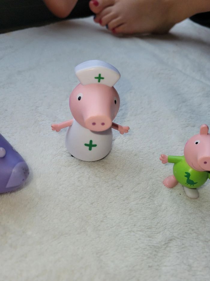 Figurine Peppa  pig - photo numéro 3