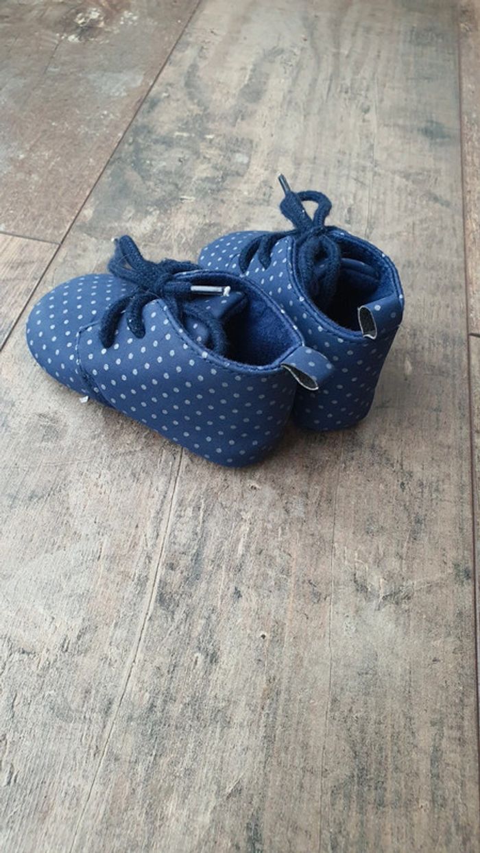 Très belle paire de chaussures gemo taille 18 en excellent état - photo numéro 5