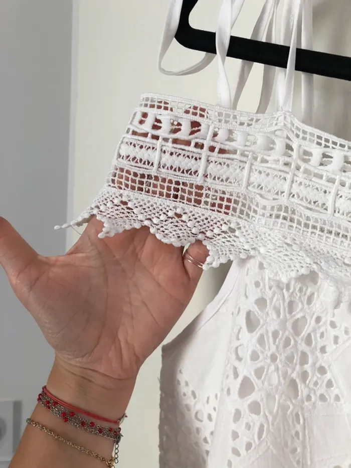 Robe broderie anglaise Les Petites blanche taille 36 S - photo numéro 6