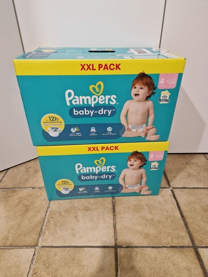 Couches Pampers baby-dry taille 4