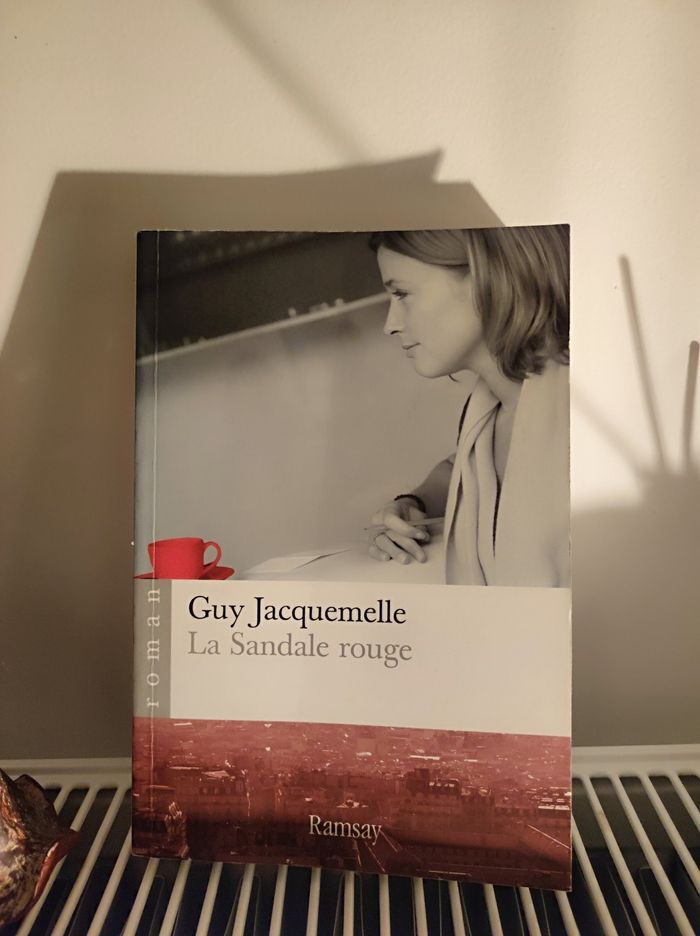 La Sandale rouge de Guy Jacquemelle