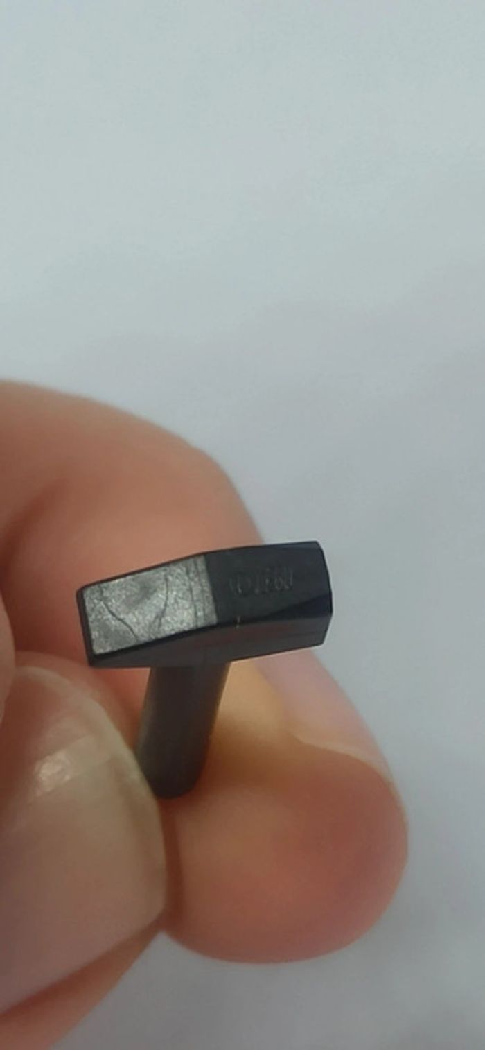 Homme cotte bleue avec marteau lego - photo numéro 5