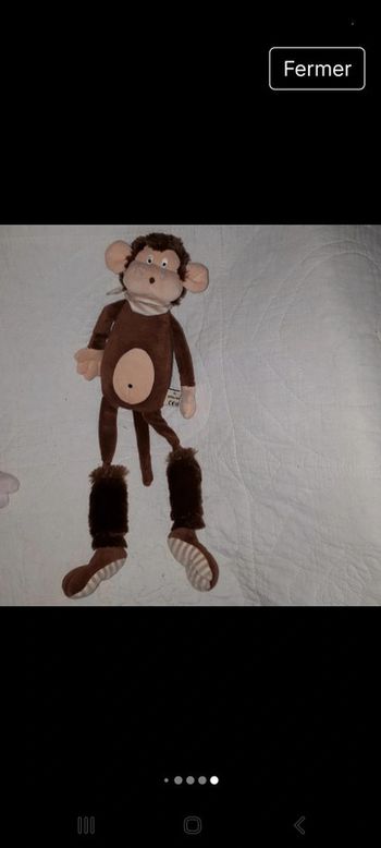 Grande peluche 45 cm singe
Pépé les ptites marie