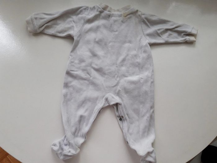 Grenouillère Absorba pieds gris claire, avec motifs animaux brodé sur le devant, 6 mois 67 cm - photo numéro 3