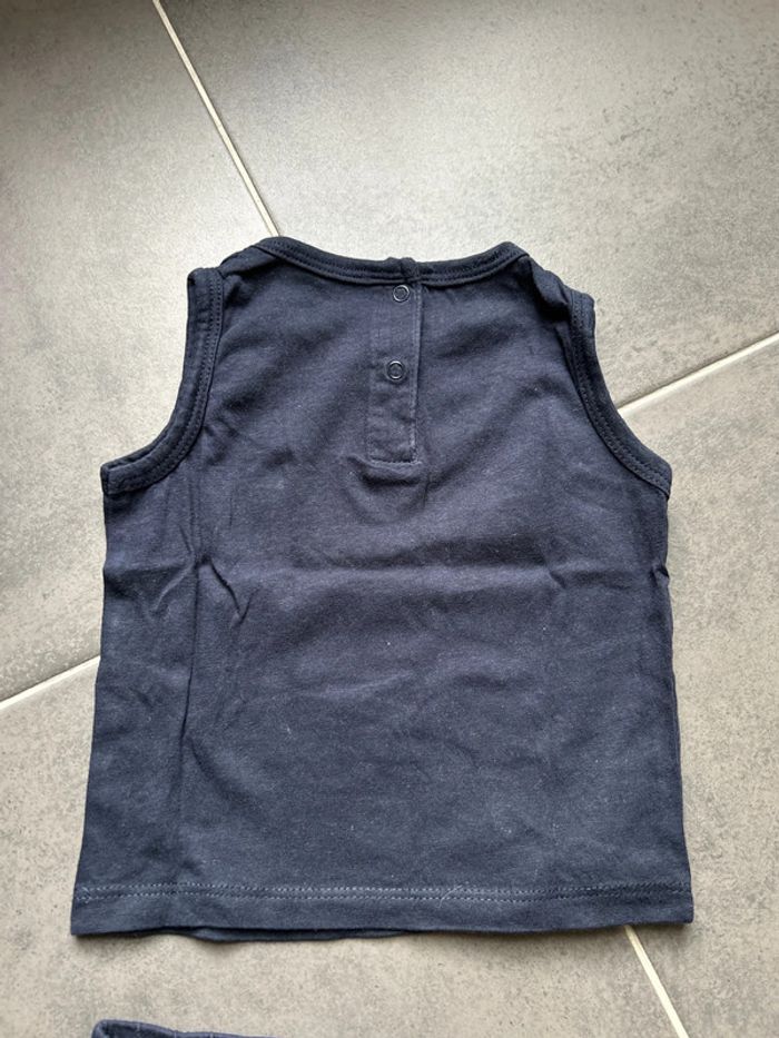 Ensemble 2 articles t-shirt sans manches débardeur et short neuf kiabi bébé garçon - photo numéro 3