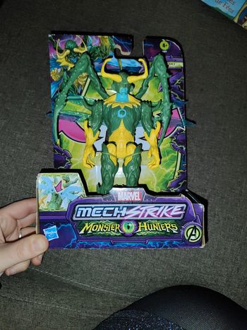 Figurine monster hunters
