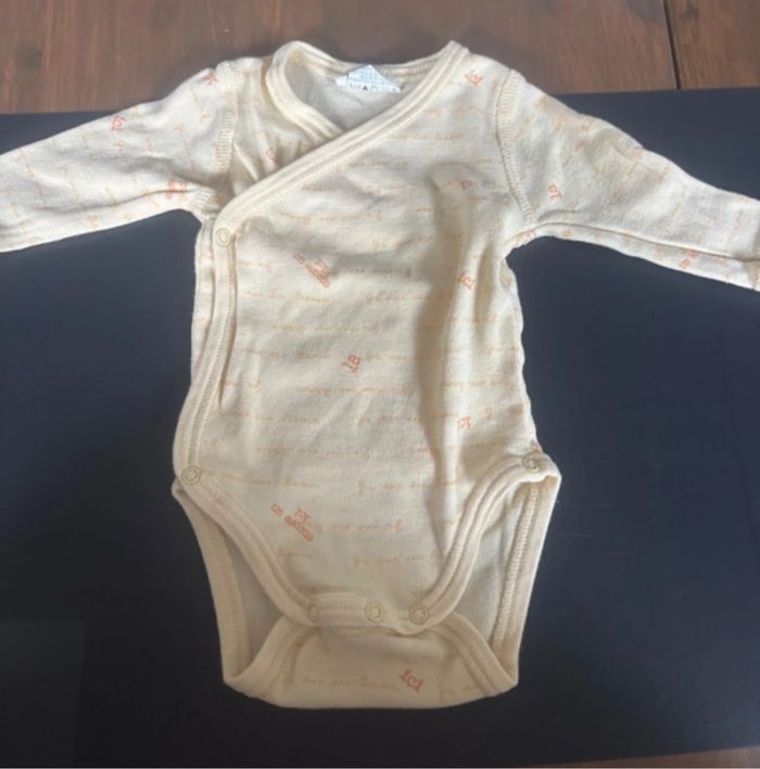 lot de 6 bodies taille 1 mois - photo numéro 6
