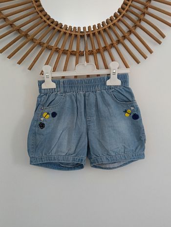 Short jeans catimini 4ans