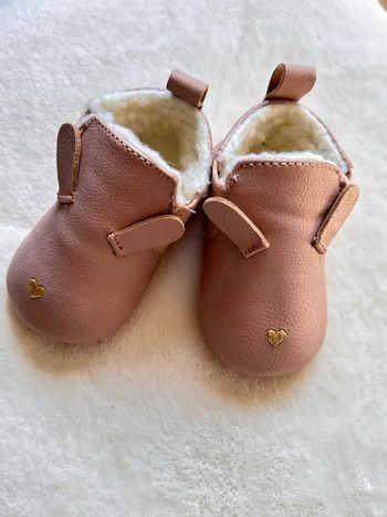 Chausson bébé fille 