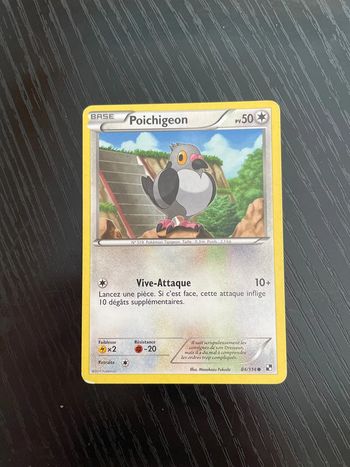 Carte Pokémon Poichigeon 84/114 noire et blanc