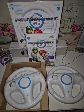 Coffret mario kart avec jeu +2 volants nintendo