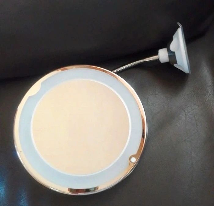 Petit miroir lumineux