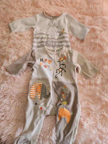 Lot 2 pyjamas velours bébé mixte