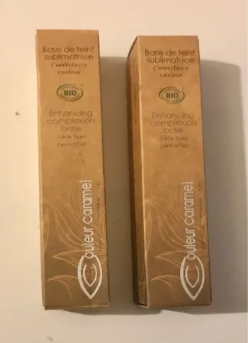 Lot de deux base de teint sublimatrice Couleur Caramel neuf