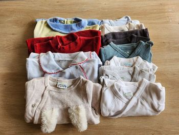 Vêtements bébé 1mois en lot