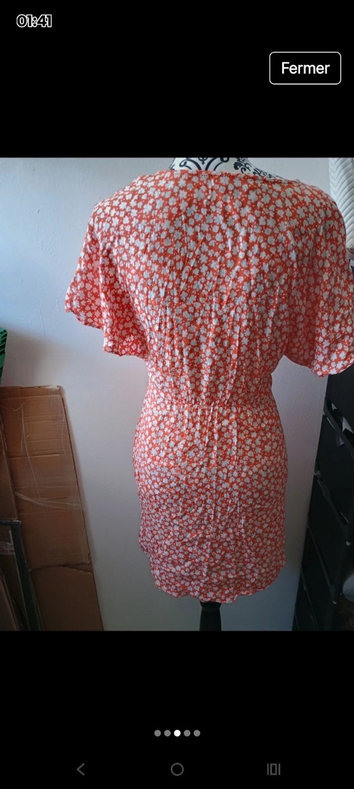 TreS belle robe a fleur mango - photo numéro 3