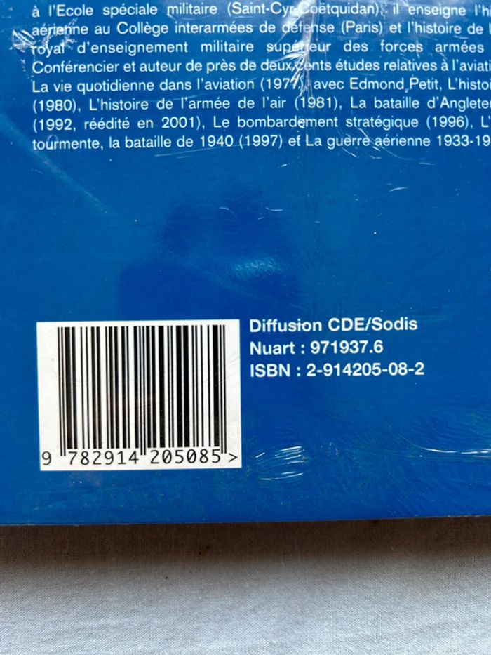 Livre « l’histoire de l’armée de l’air » neuf sous cellophane - photo numéro 2