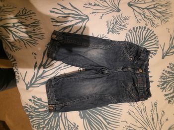 Vends pantalon bébé 6 mois