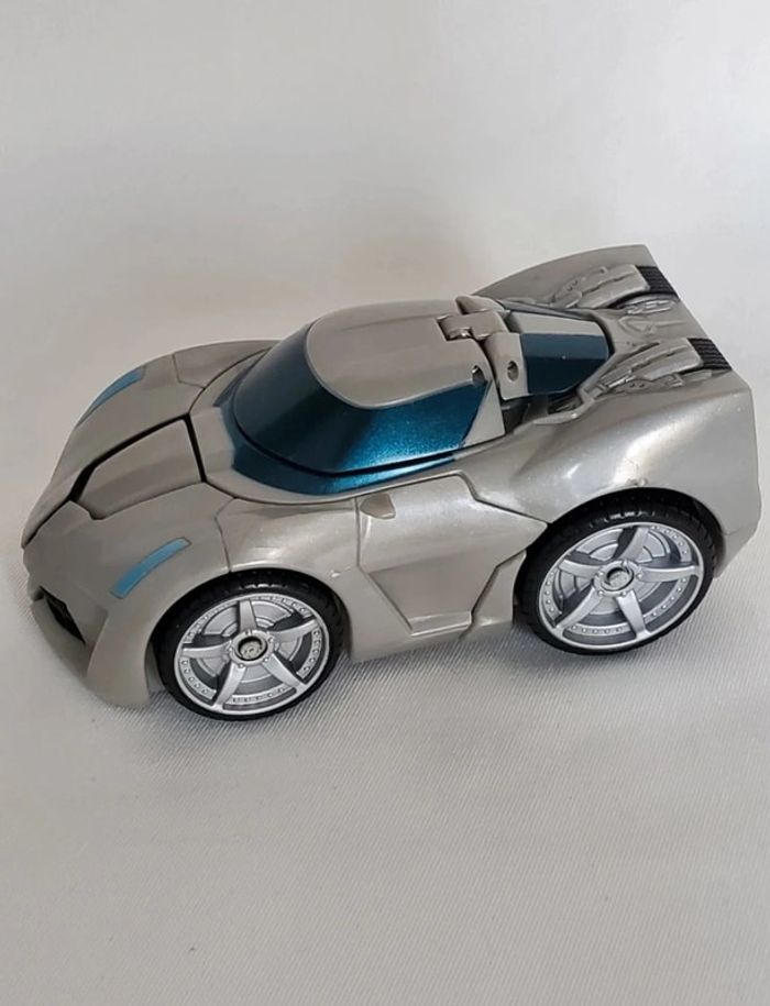 Transformers Gravity Bots Sideswipe