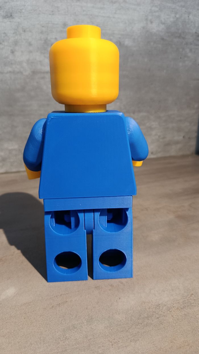 Joueur De Foot PSG lego 20 cm - photo numéro 3