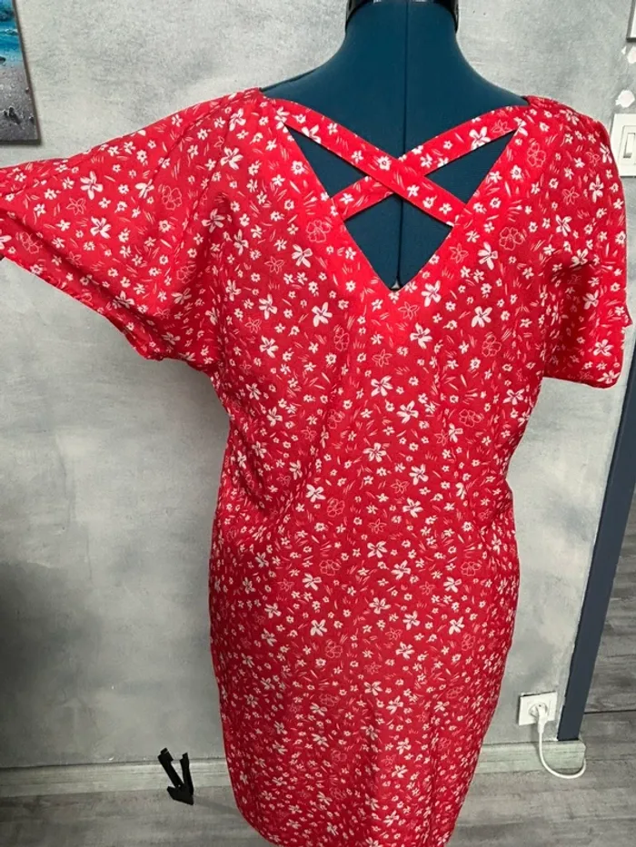 Robe droite rouge - photo numéro 3
