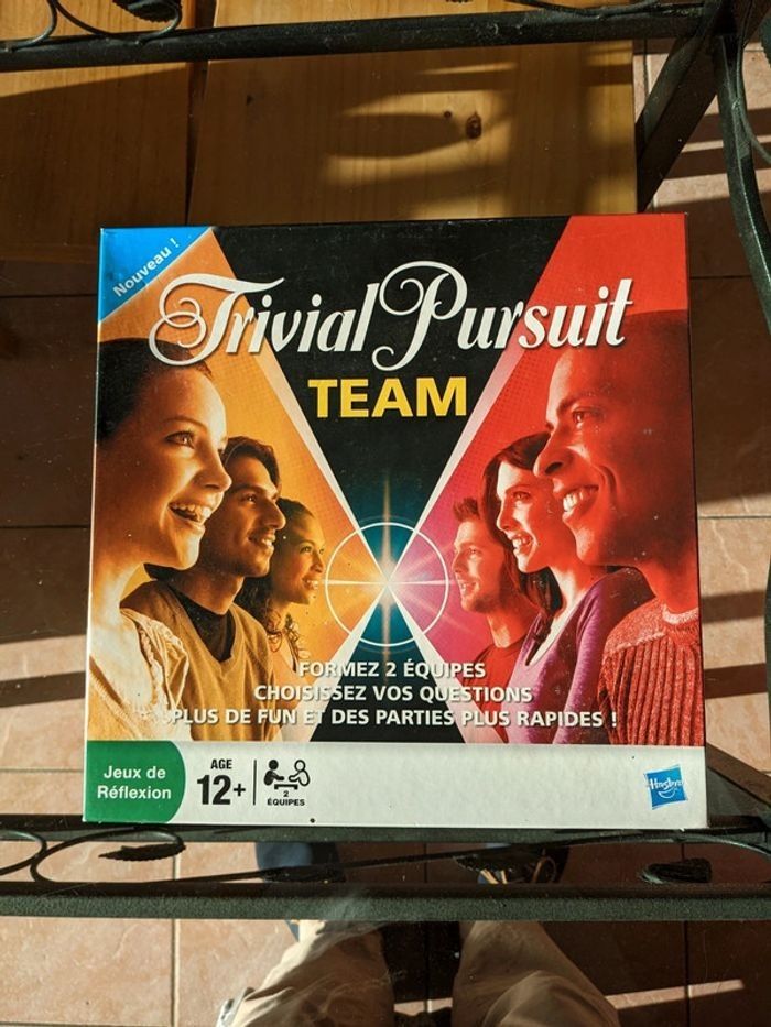 Trivial pursuit team hasbro