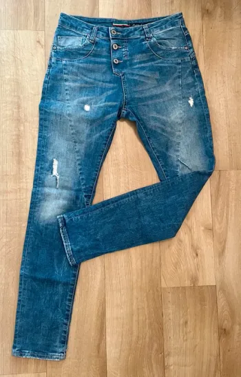 Jean Please