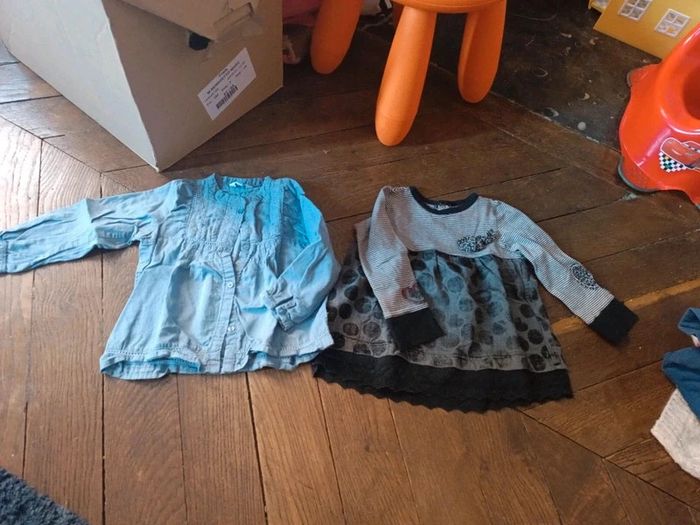 Lot de deux blouses 23/24 mois