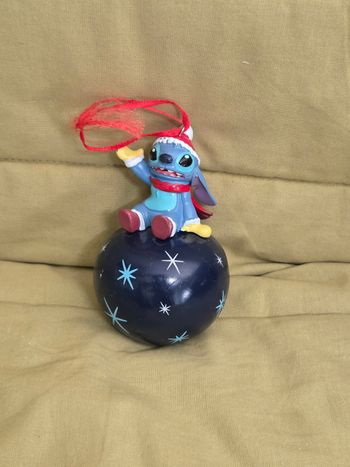 boule de Noël de stitch
