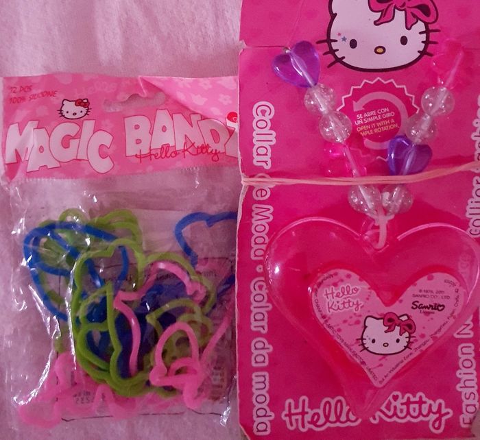 Lot Hello Kitty collier et bracelet fillette
