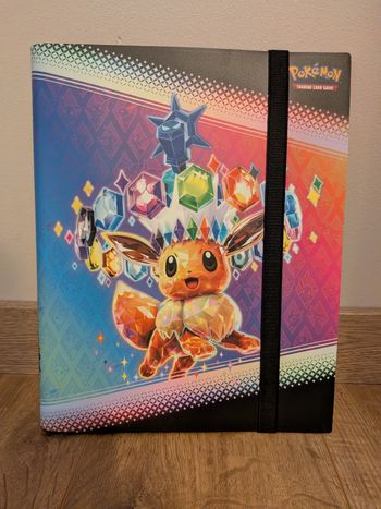 Classeur pokémon Evoli évolutions prismatiques