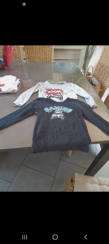 Lot tee-shirt 8ans