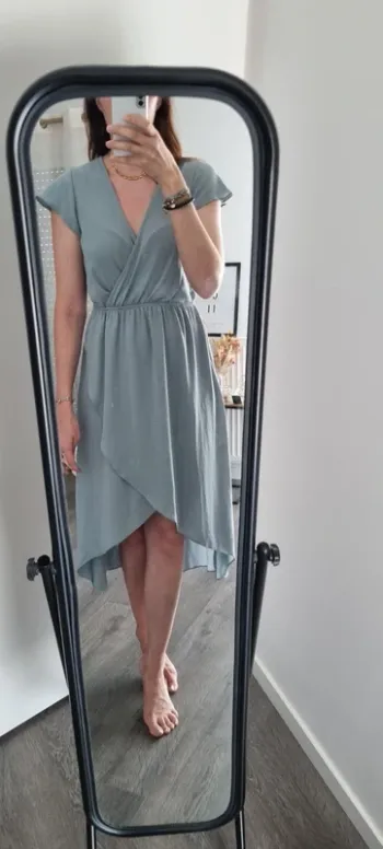 Robe asymetrique amande 38 naf naf neuve avec étiquette