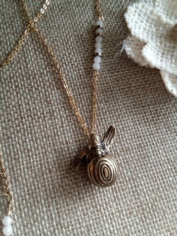 Collier bébé tortue qui sort de son œuf 💗.