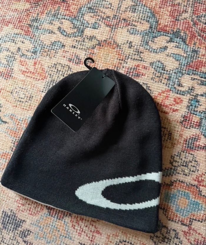 Bonnet Oakley - photo numéro 2