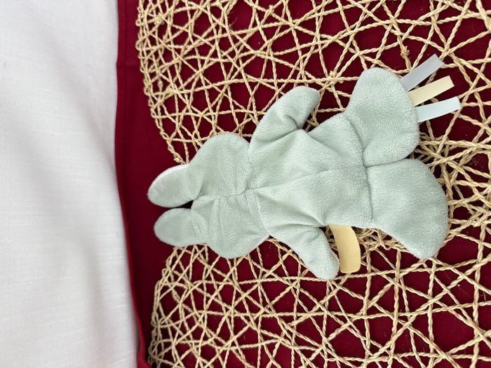 Doudou Lapin blanc vert jaune Nijntje Miffy - photo numéro 3