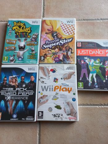 Lot 5 jeux Nintendo wii lapins crétins just dance boogie Black Eyed peas