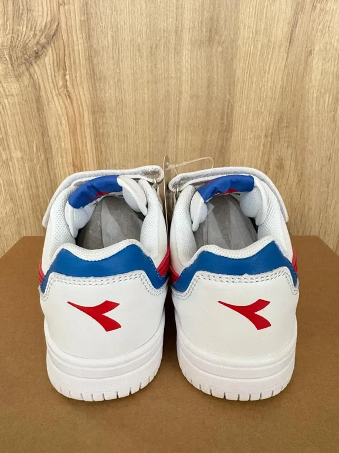 Baskets Diadora Raptor Low PS 33 neuf - photo numéro 4
