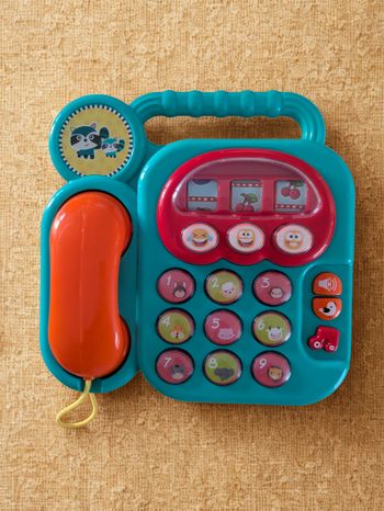 Téléphone enfant sonore