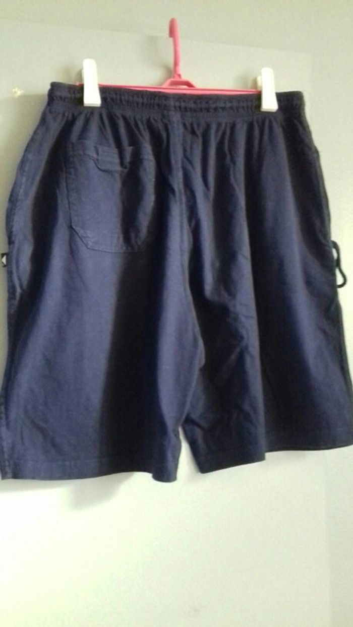 Short bleu marine TEX taille 5