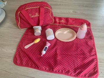 Corolle ensemble pour poupée poupon sac tapis et accessoires de repas