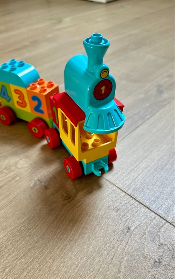 🍃 LEGO DUPLO Le train des chiffres complet - photo numéro 5