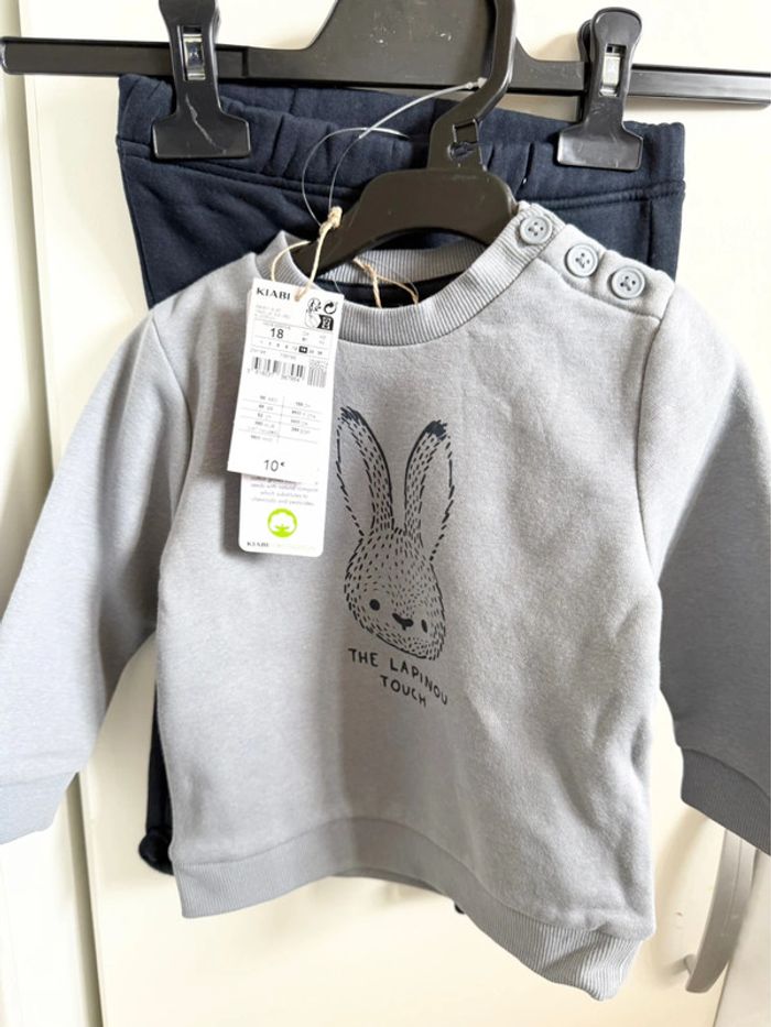 lot 18 vêtements dont 4 ensembles bébé garçon - 18 mois – Neuf avec étiquette - valeur 93€ - photo numéro 10
