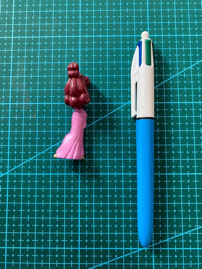 Figurine Disney Hercule - Megara - 1997 90s toys - photo numéro 2